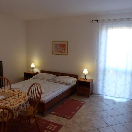 שיופוק Toscana Lakeside Apartments I - II Family Friend חדר תמונה