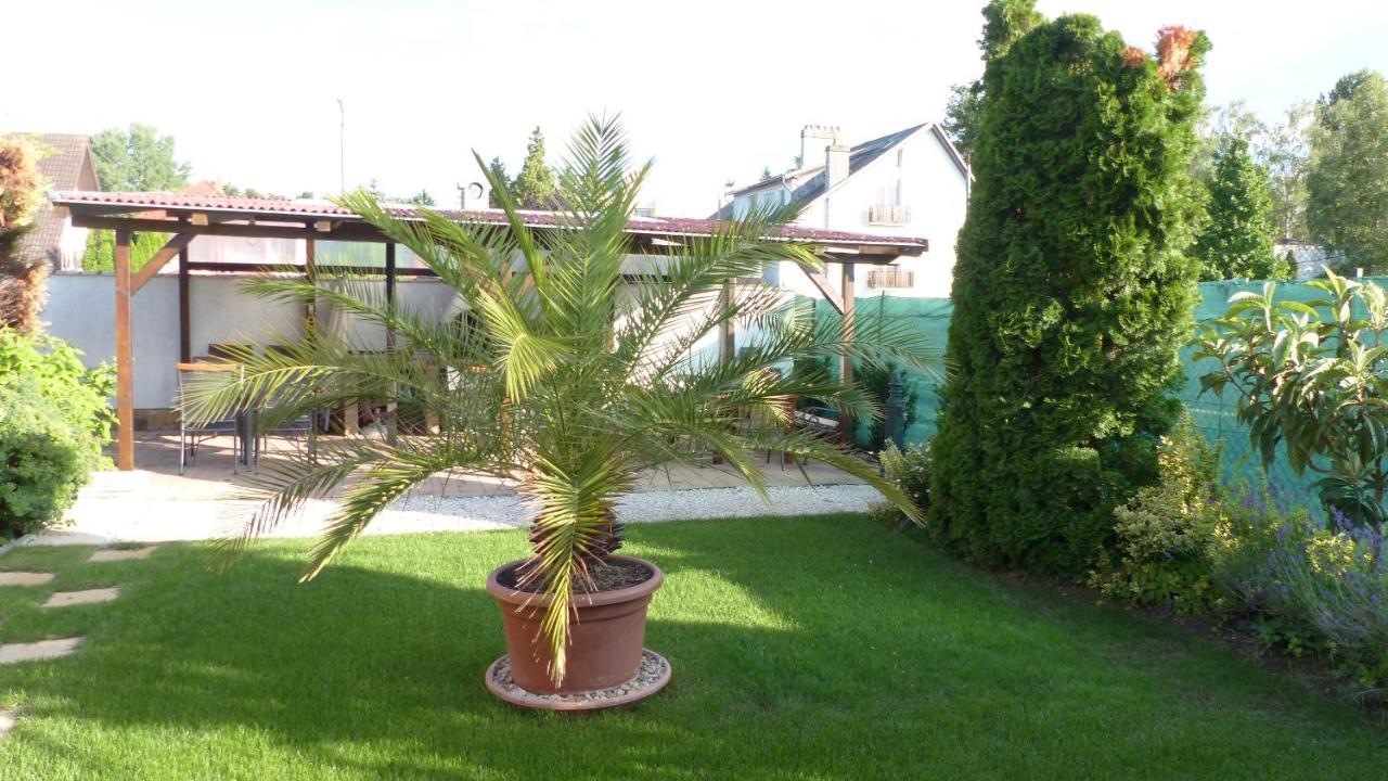 שיופוק Toscana Lakeside Apartments I - II Family Friend מראה חיצוני תמונה