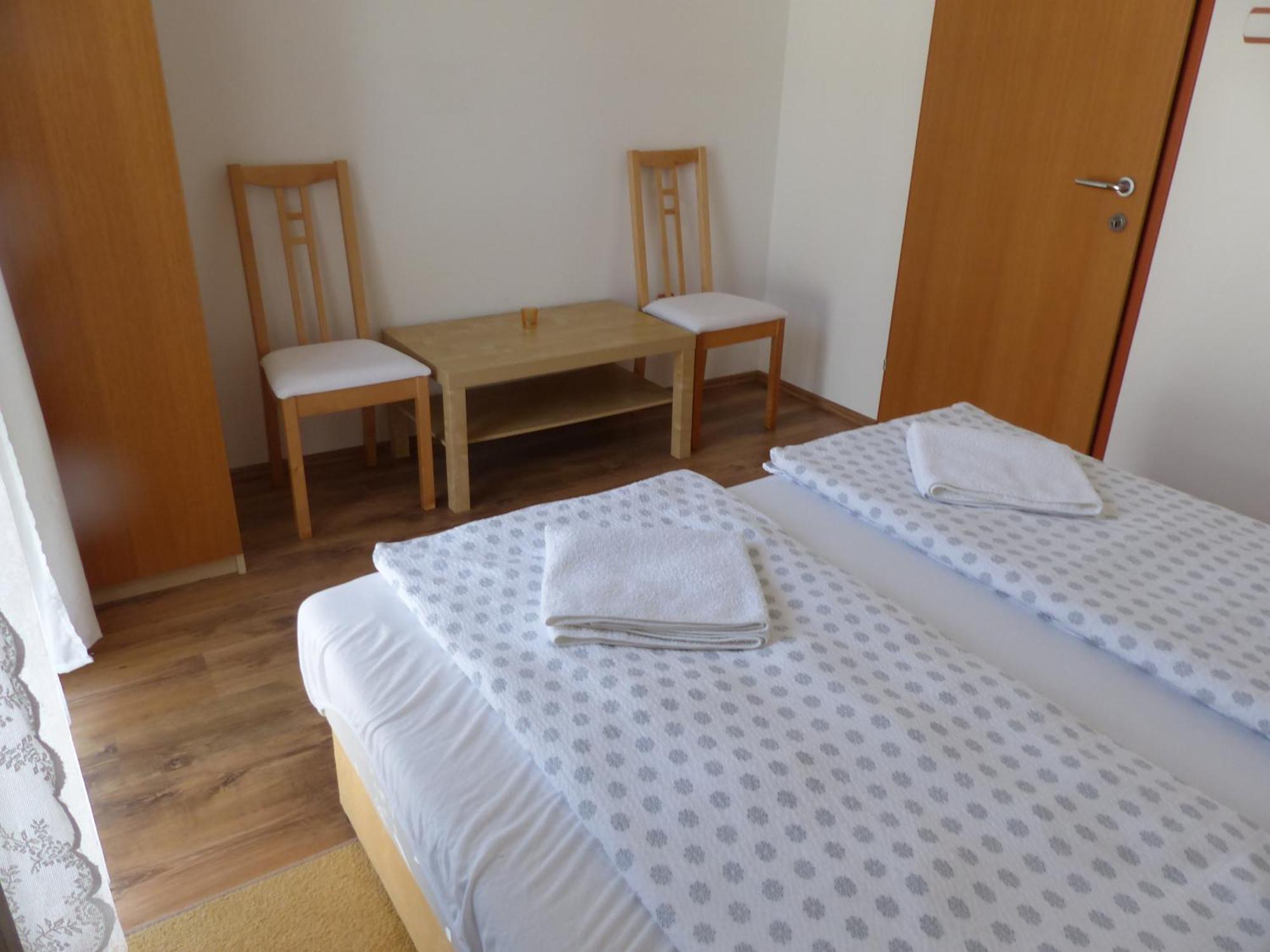 שיופוק Toscana Lakeside Apartments I - II Family Friend חדר תמונה