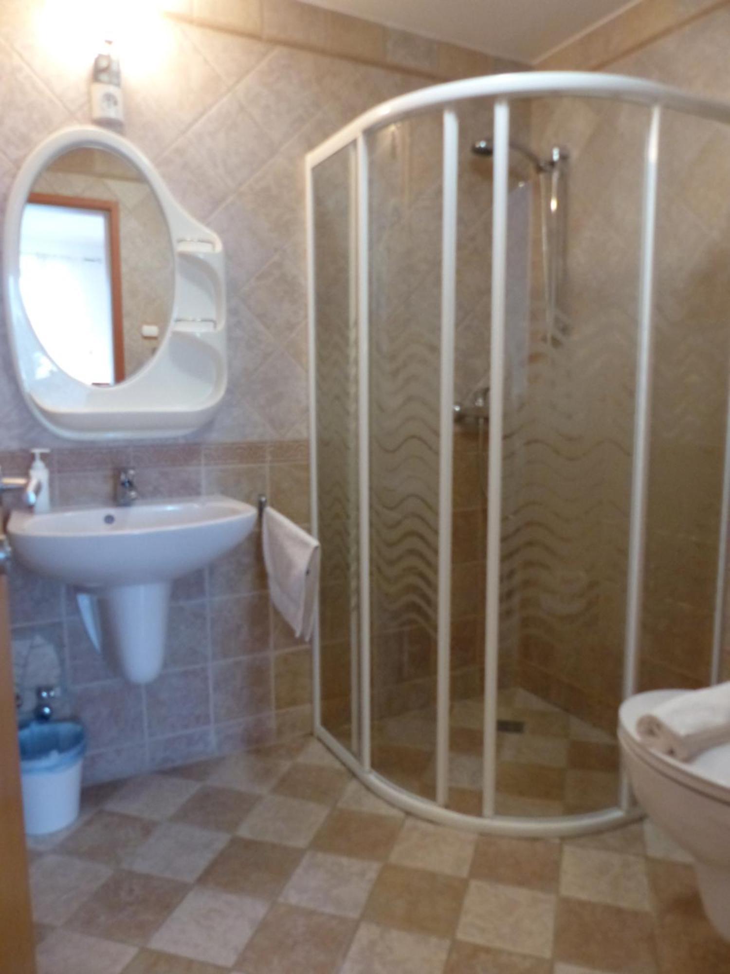 שיופוק Toscana Lakeside Apartments I - II Family Friend חדר תמונה