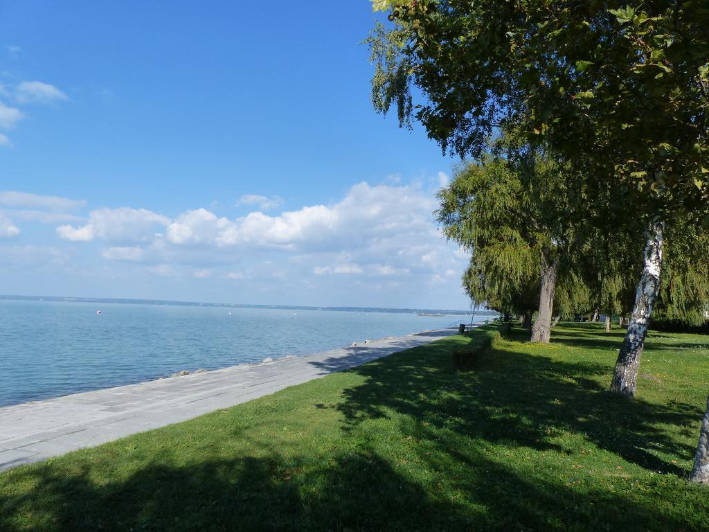 שיופוק Toscana Lakeside Apartments I - II Family Friend מראה חיצוני תמונה