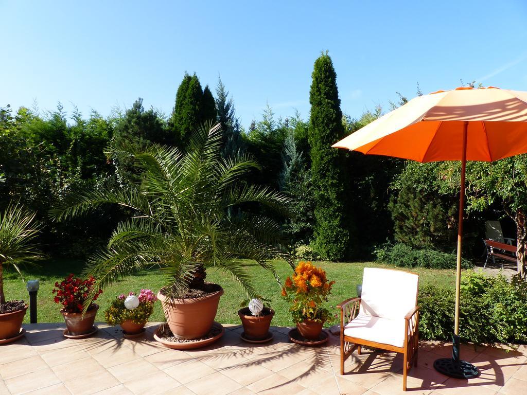 שיופוק Toscana Lakeside Apartments I - II Family Friend מראה חיצוני תמונה