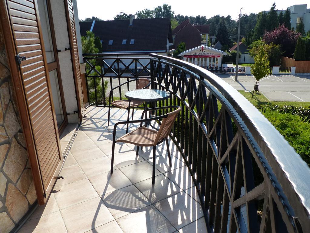 שיופוק Toscana Lakeside Apartments I - II Family Friend מראה חיצוני תמונה
