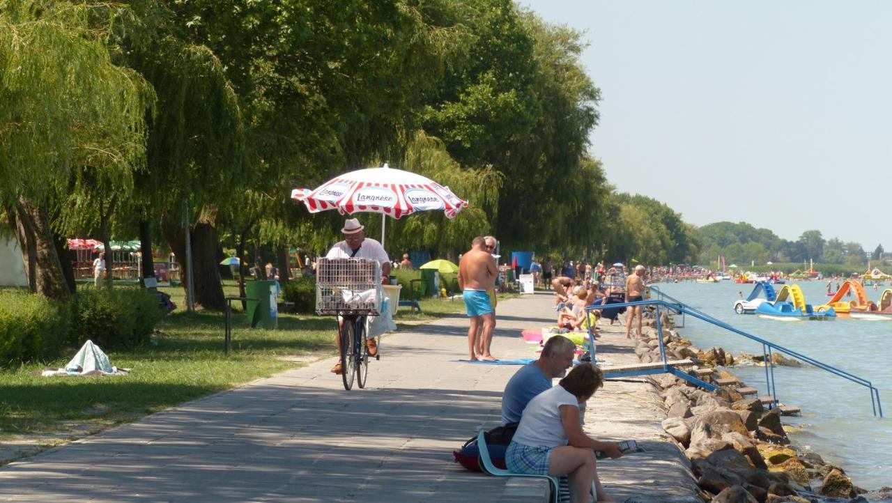 שיופוק Toscana Lakeside Apartments I - II Family Friend מראה חיצוני תמונה