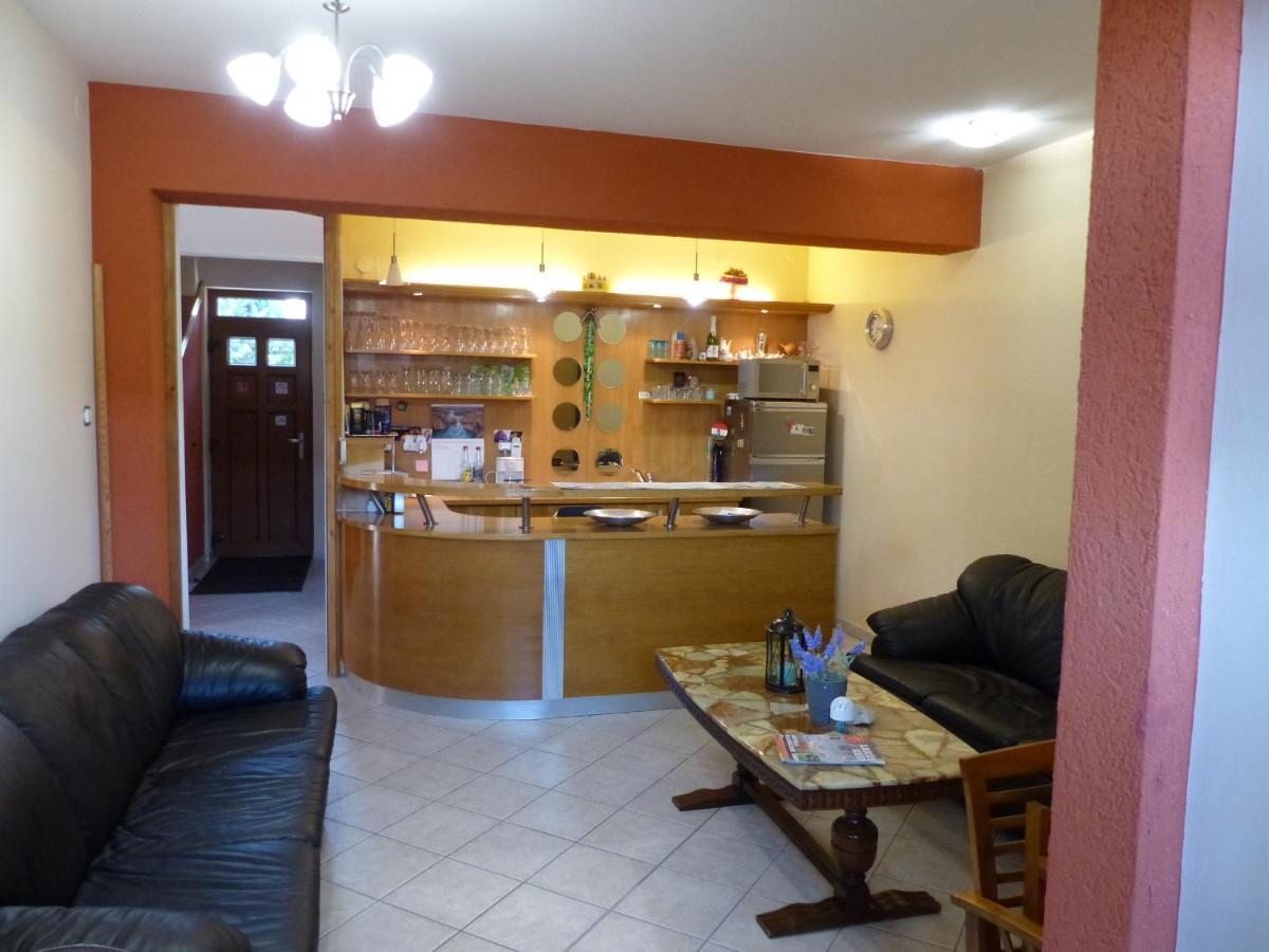 שיופוק Toscana Lakeside Apartments I - II Family Friend מראה חיצוני תמונה